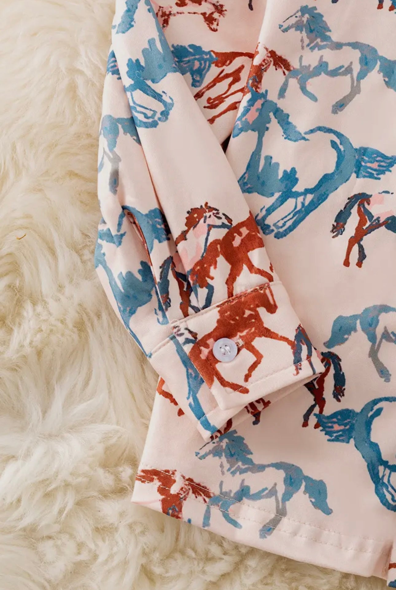 Western Horse Printed On Cream Long Sleeve Button Up Shirt