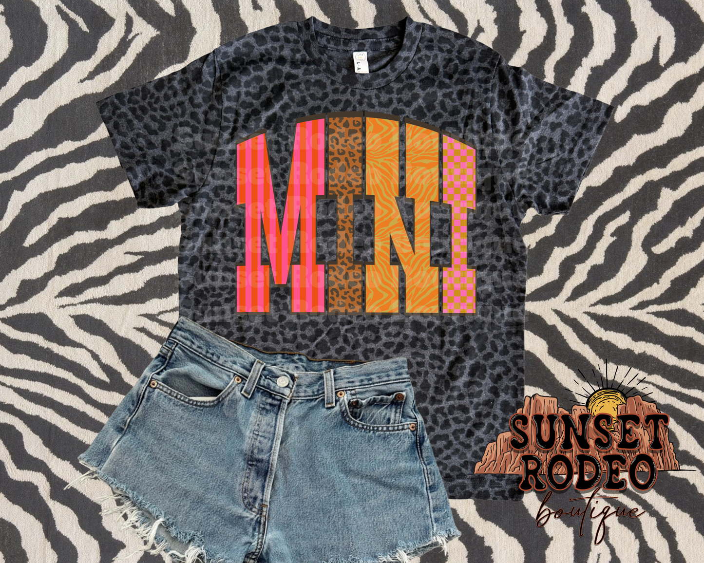 Mini black leopard tee