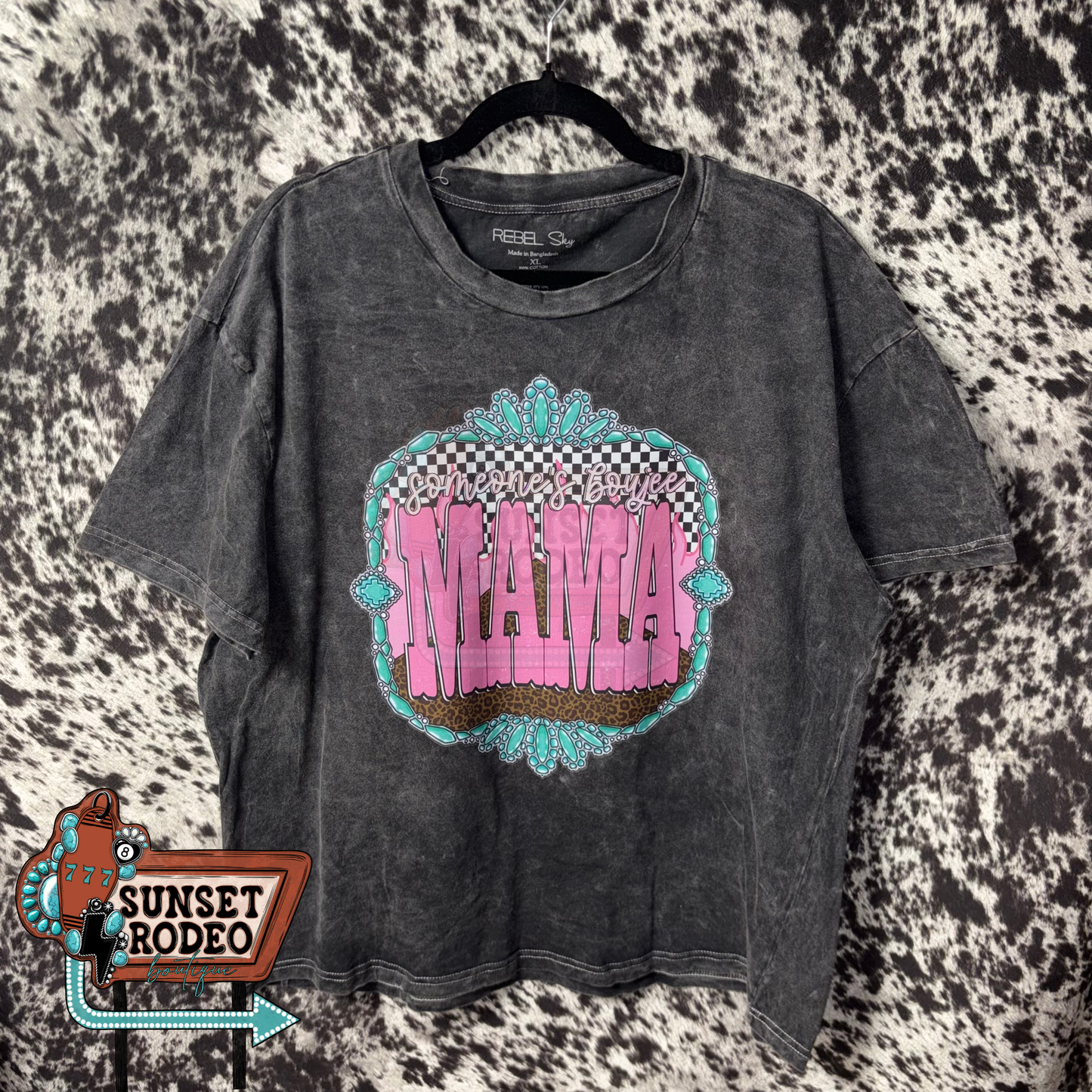 Someone’s Boujee Mama Acid Wash Tee XL